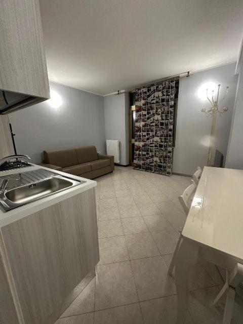 Appartamento Capolaterra Desenzano del Garda Bagian luar foto