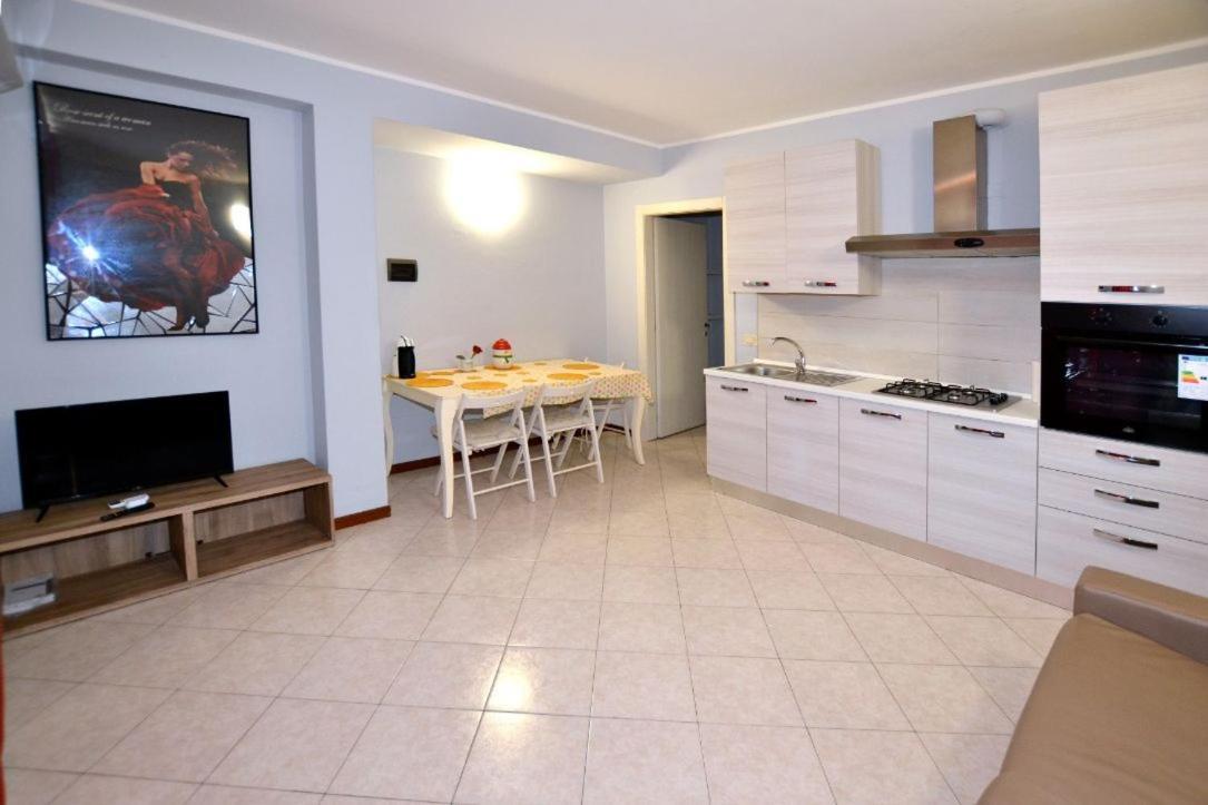 Appartamento Capolaterra Desenzano del Garda Bagian luar foto